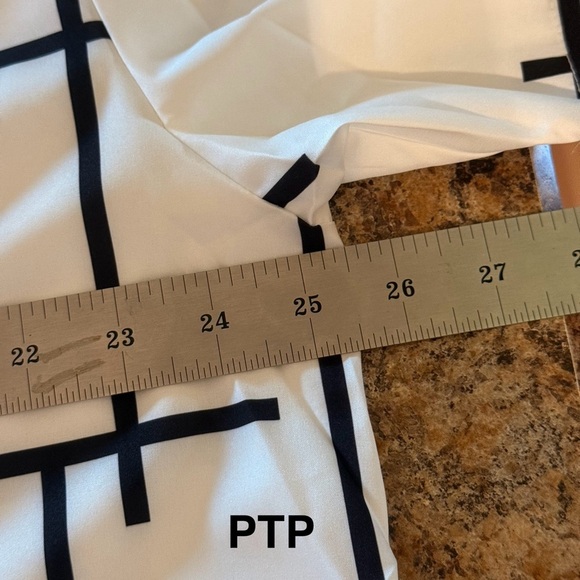 Men's Fashionable White and Black Geometric Casual Dress Shirt XXXL Polyester - Picture 5 of 9